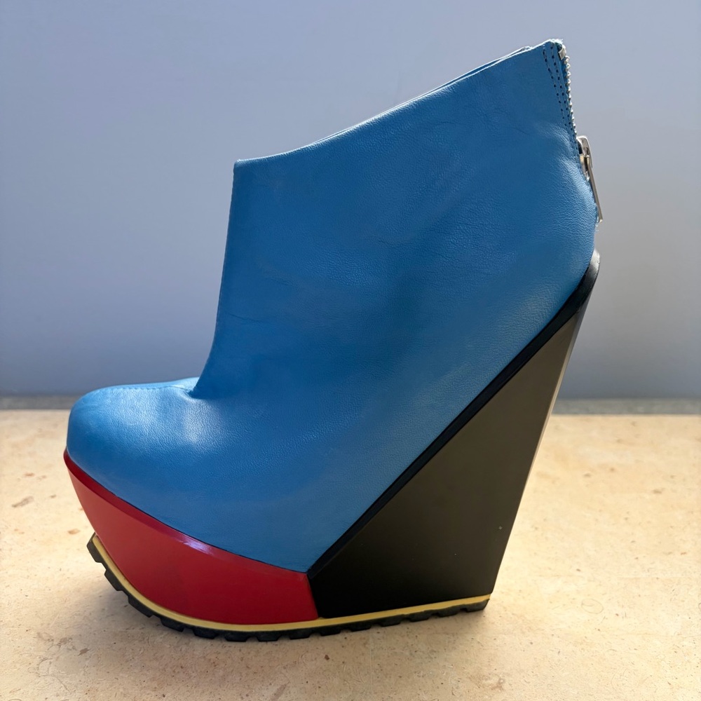 United Nude boots